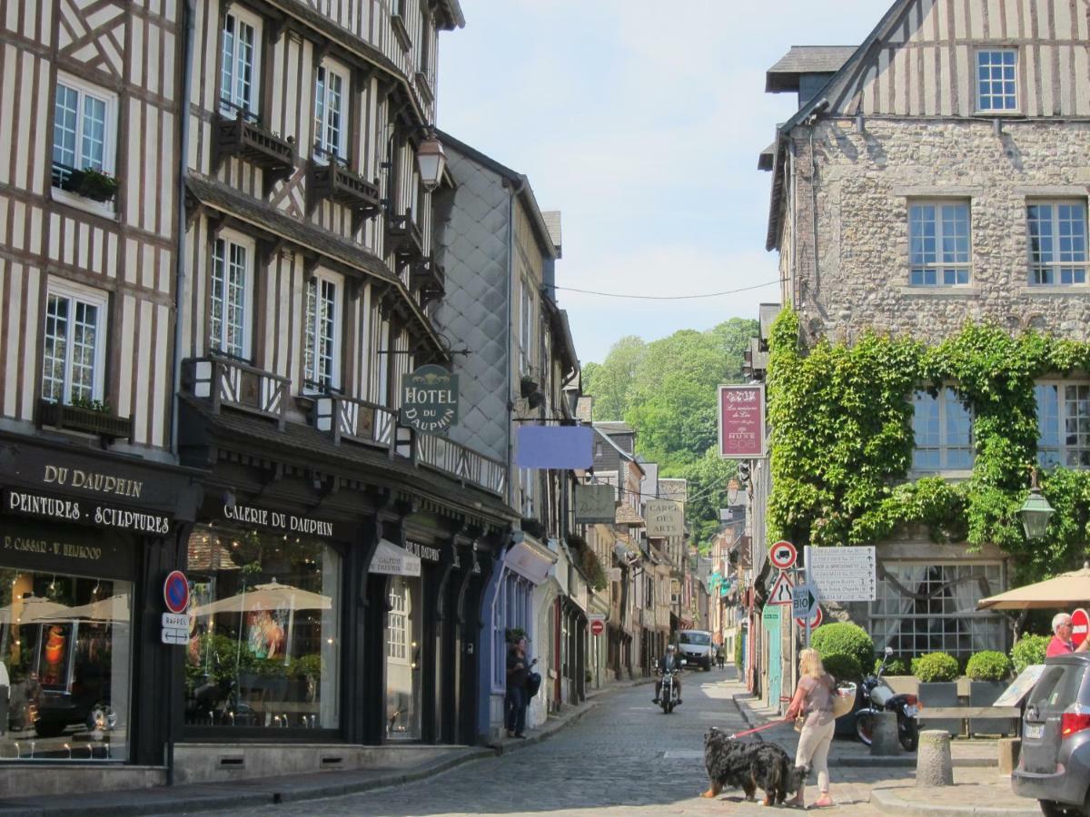 Au Coeur De La Ville Honfleur Exterior foto